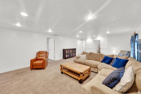 2442 E Hitching Post Drive Eagle Mountain UT 84005