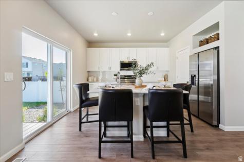 7058 N Sandstone Way Eagle Mountain UT 84005