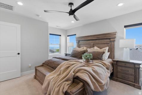 436 E 3850 N North Ogden UT 84414
