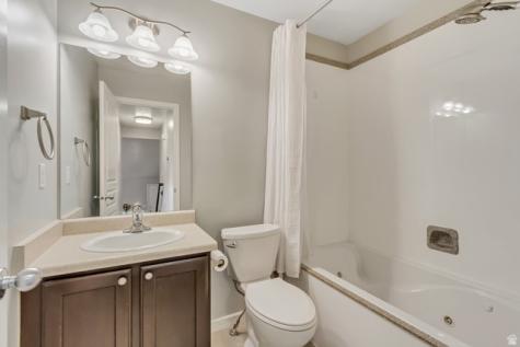 1316 S 1650 W Syracuse UT 84075