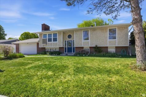 2811 W Lastrada Way S Riverton UT 84065