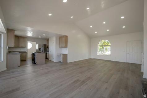 11922 S Bluff View Drive Sandy UT 84092