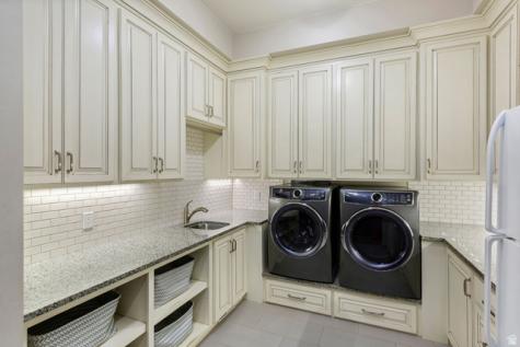 2737 E 3710 S St. George UT 84790