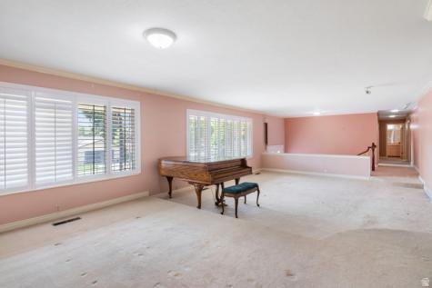 60 N 1230 E Springville UT 84663