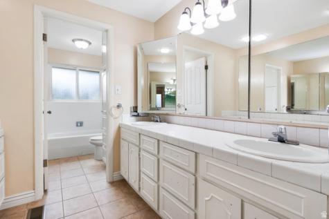 60 N 1230 E Springville UT 84663