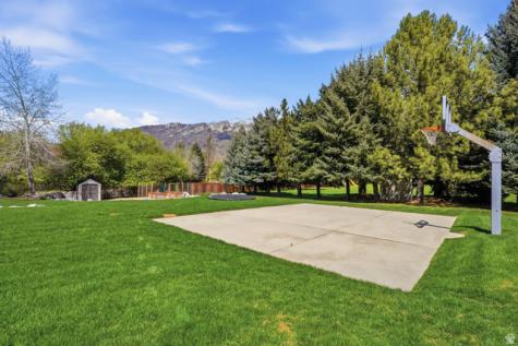 9 N Meadowbrook Alpine UT 84004