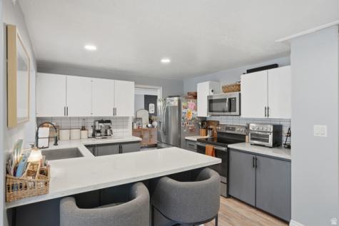 1630 E Navajo S Ogden UT 84403