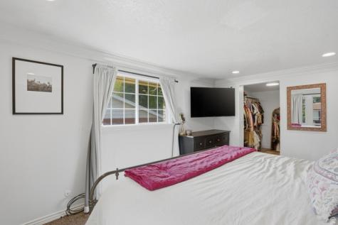 1630 E Navajo S Ogden UT 84403