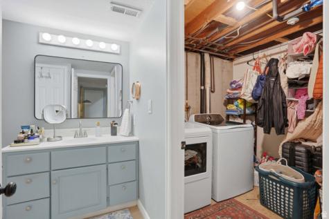 1630 E Navajo S Ogden UT 84403