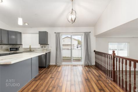 2972 W 2075 S Syracuse UT 84075