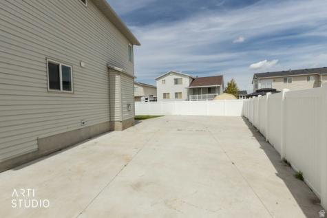 2972 W 2075 S Syracuse UT 84075