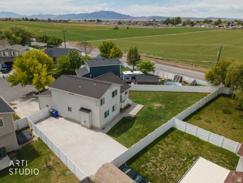 2972 W 2075 S Syracuse UT 84075