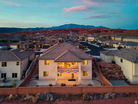498 E Todd Place Washington UT 84780