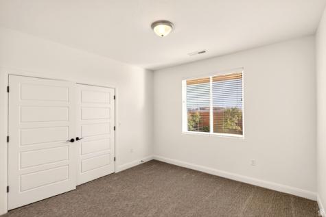 498 E Todd Place Washington UT 84780