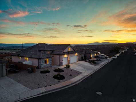 498 E Todd Place Washington UT 84780