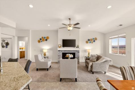 498 E Todd Place Washington UT 84780
