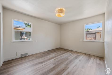 433 S 100 E St. George UT 84770