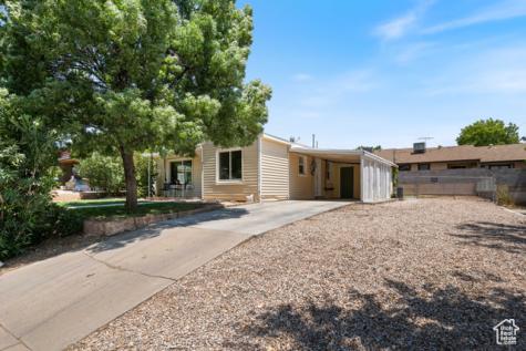 433 S 100 E St. George UT 84770