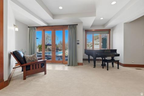 16 Snow Forest Lane Sandy UT 84092