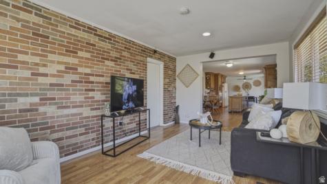 2025 E Dimple Dell Road Sandy UT 84092