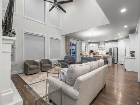 322 E 2530 N Lehi UT 84043