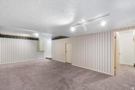 172 E 1864 S Orem UT 84058