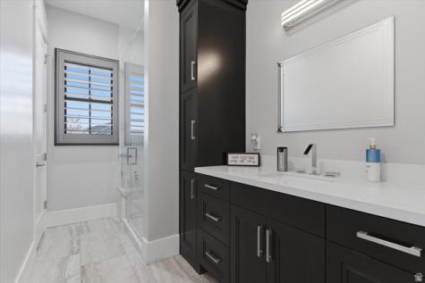 2103 N 3430 W Clinton UT 84015