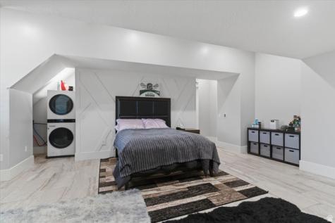 2103 N 3430 W Clinton UT 84015