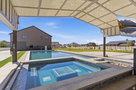2103 N 3430 W Clinton UT 84015