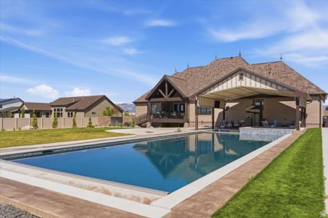 2103 N 3430 W Clinton UT 84015