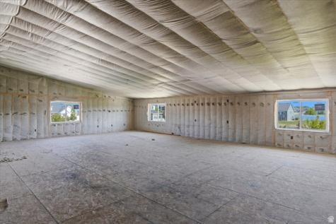 2103 N 3430 W Clinton UT 84015
