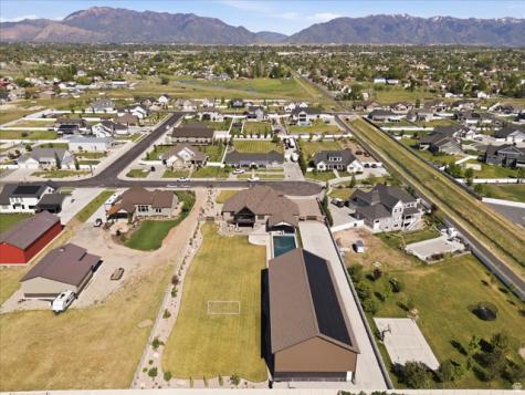 2103 N 3430 W Clinton UT 84015