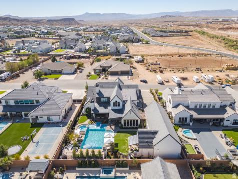 2133 E 3670 S St. George UT 84790