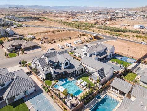 2133 E 3670 S St. George UT 84790