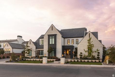 2133 E 3670 S St. George UT 84790