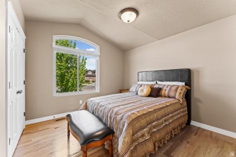 1257 W 2850 S Syracuse UT 84075