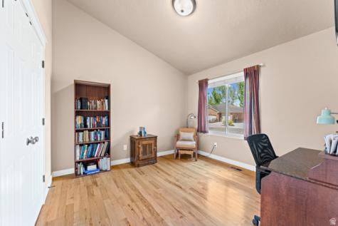 1257 W 2850 S Syracuse UT 84075