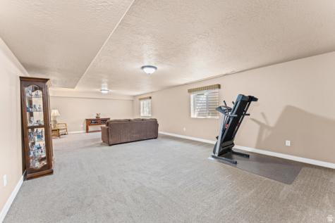 1257 W 2850 S Syracuse UT 84075