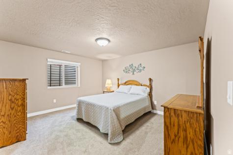 1257 W 2850 S Syracuse UT 84075