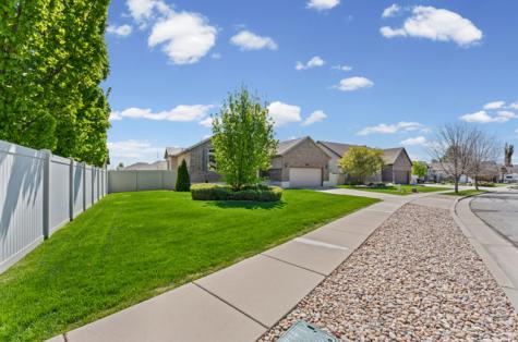 1257 W 2850 S Syracuse UT 84075