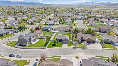 1257 W 2850 S Syracuse UT 84075