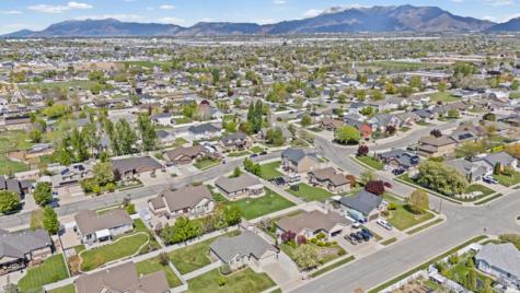 1257 W 2850 S Syracuse UT 84075