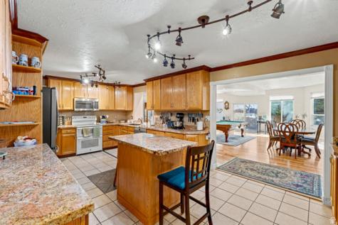 1761 S Davis Boulevard E Bountiful UT 84010