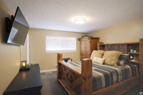 10564 S Weeping Willow Drive E Sandy UT 84070