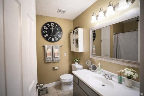 10564 S Weeping Willow Drive E Sandy UT 84070