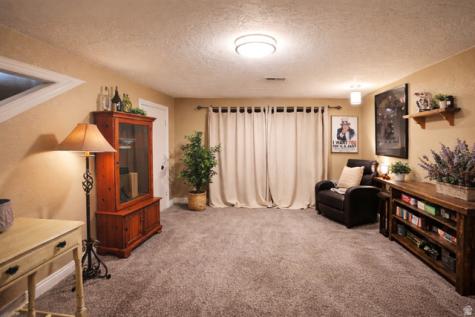 10564 S Weeping Willow Drive E Sandy UT 84070