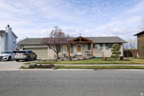 10564 S Weeping Willow Drive E Sandy UT 84070