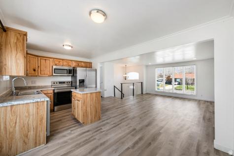 9822 S Darin Drive Sandy UT 84070