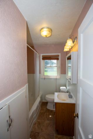 225 N 200 E Tremonton UT 84337