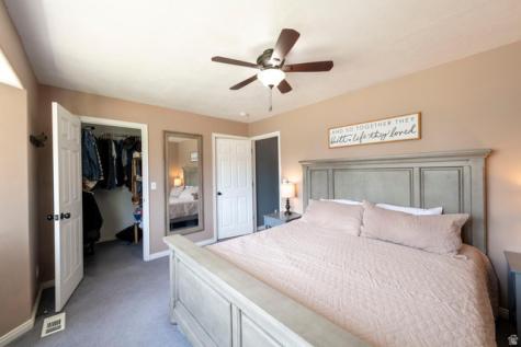 2047 E Weeping Willow Way N Eagle Mountain UT 84005